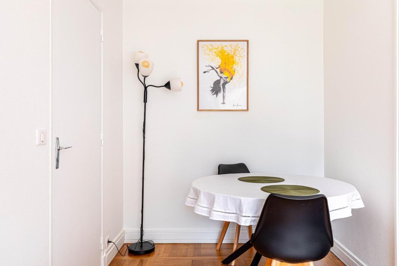 Guestready - Serene Retreat With A Balcony * Parigi