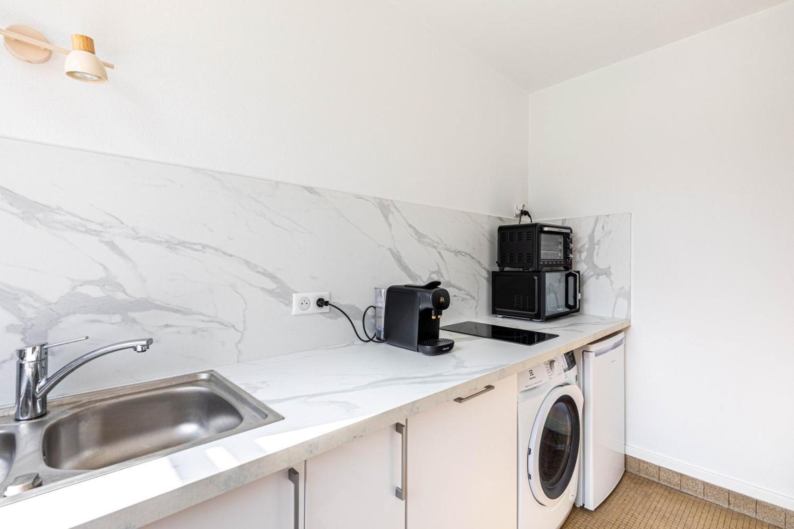Appartamento Guestready - Serene Retreat With A Balcony Parigi