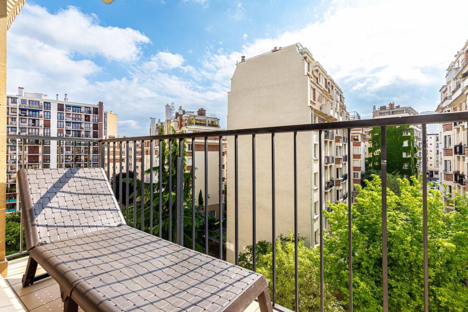 Appartamento Guestready - Serene Retreat With A Balcony Parigi
